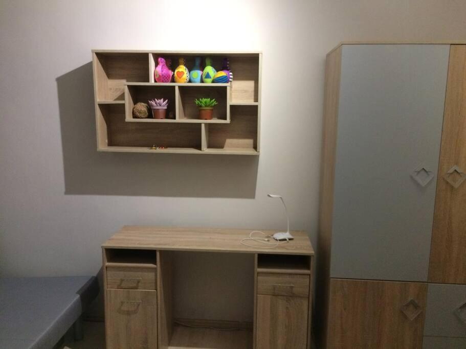 Nice Room, Комната, Pokoj Miedzy Airport Wro A Centrum Breslavia Exterior foto